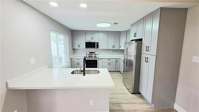 1401 Drake Ln — Photo 7