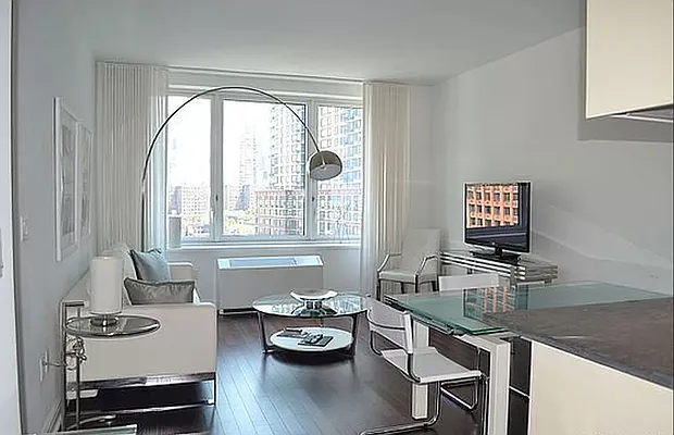 Rented by Manhattan Miami Real Estate | media 6