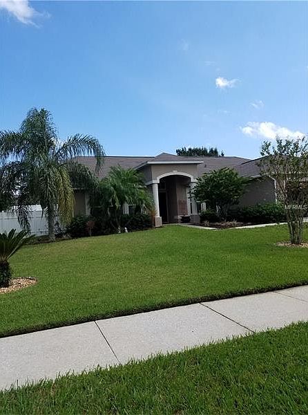 1st image of 67 Desiree Aurora St