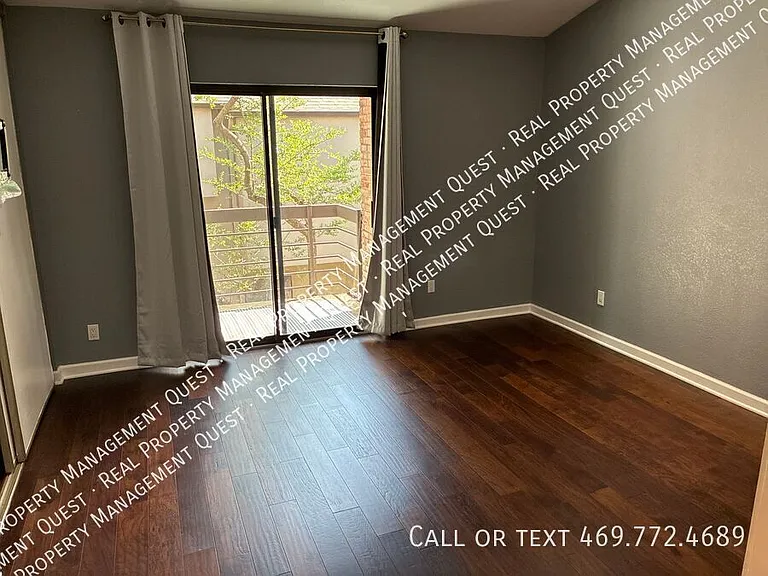 3948 Buena Vista St #105 — Photo 13