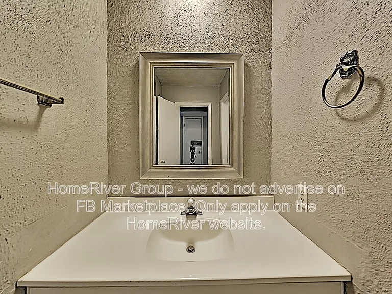 1319 Wisteria Way — Photo 14