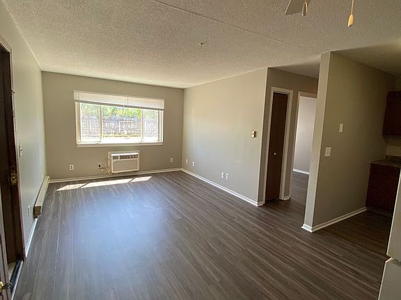 4th image of 3441 11th Ave #4