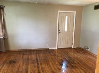 434 E 3rd St, Adrian, MO 64720