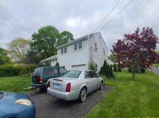 155 Falcon Ridge Rd, Rocky Hill, CT 06067