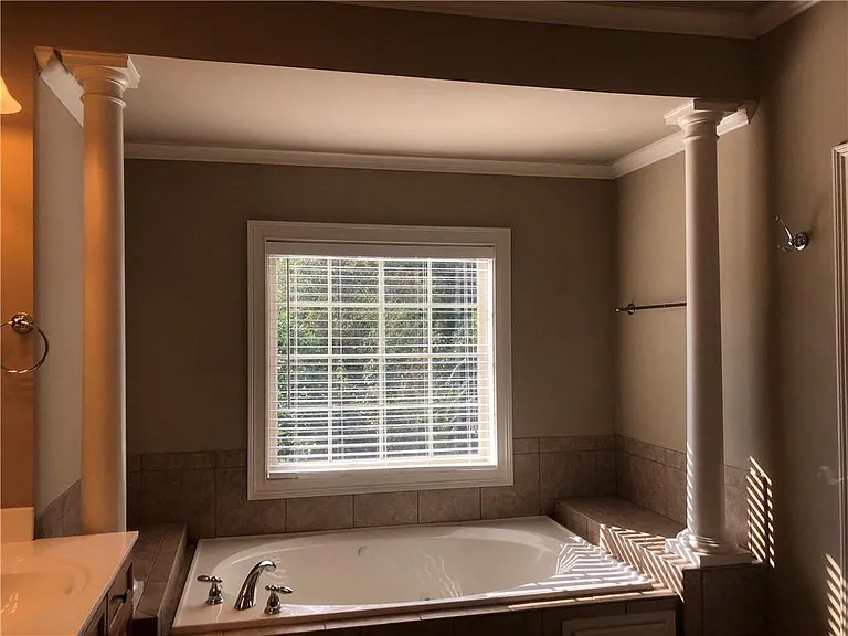 10240 Billings Pointe — Photo 50