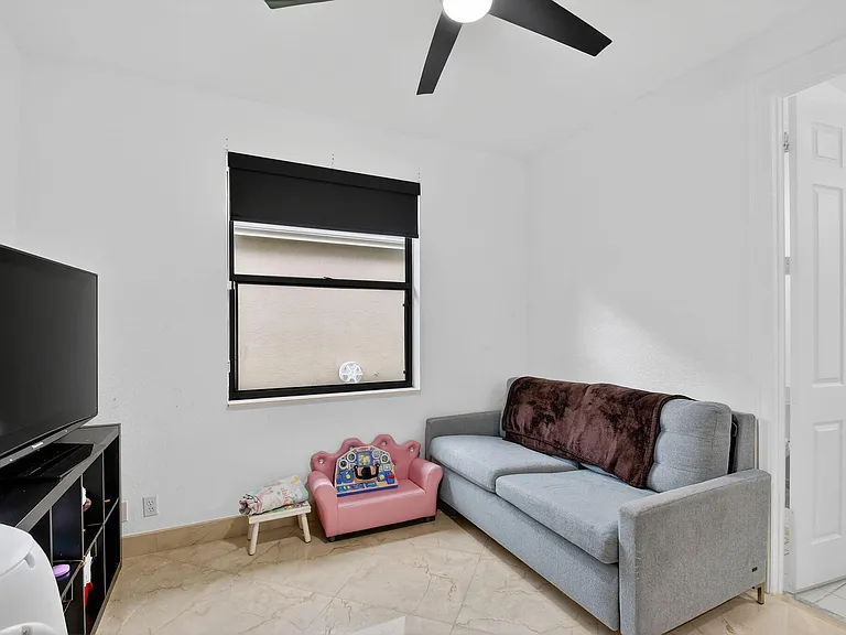 10337 Trianon Pl — Photo 62