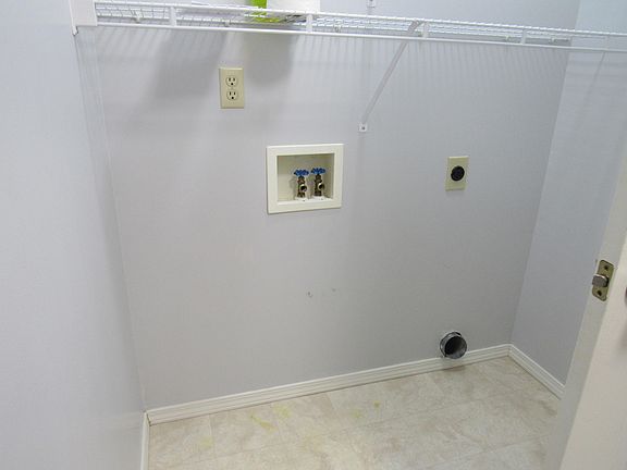 2nd image of 79 Deer Park Cir