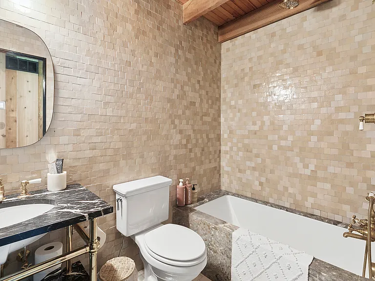 8 Dennistown Dr — Photo 28