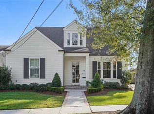 345 Beverly Garden Dr, Metairie, LA 70001
