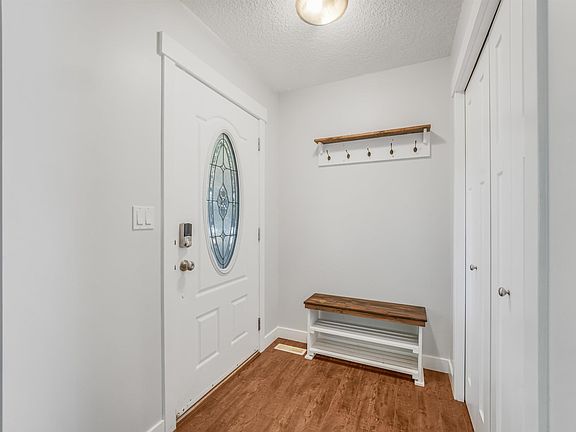 4th image of 11236 89th St NW