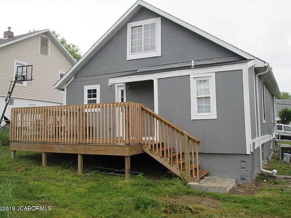 3rd image of 1105 W Miller St