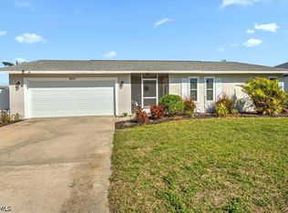 1817 SW 40th St, Cape Coral, FL 33914