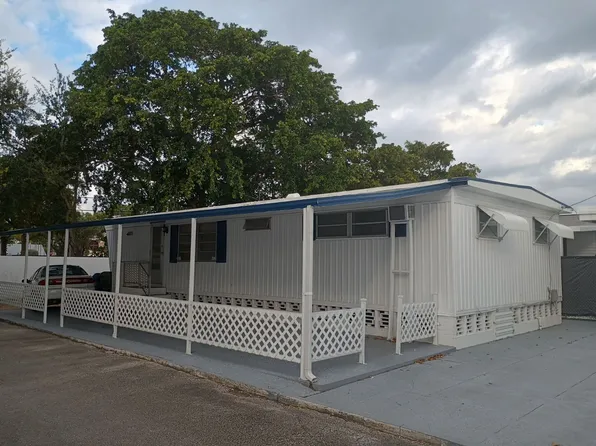 829 SW 1st St, Hallandale, FL 33009