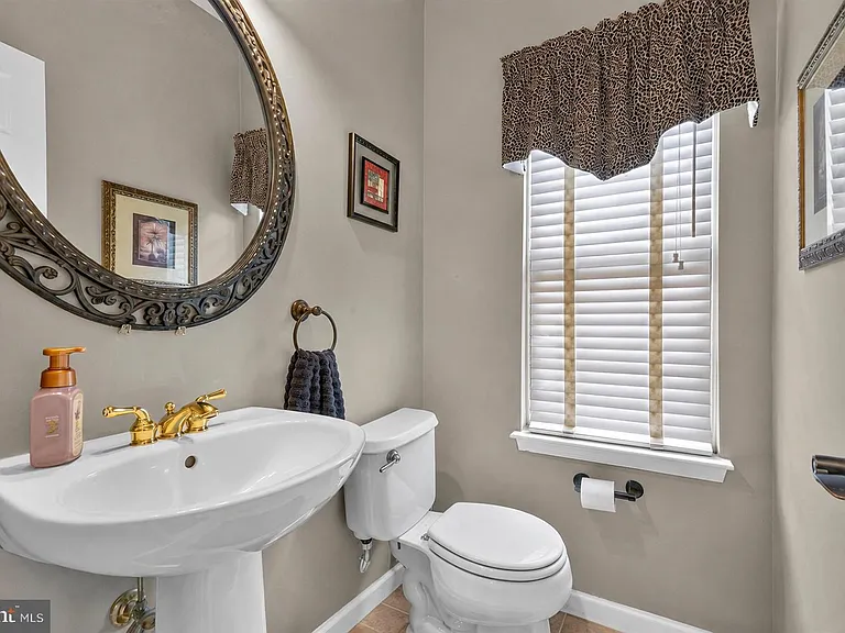 8147 Cancun Ct — Photo 22
