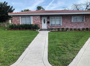 422 NE 4th St, Boca Raton, FL 33432