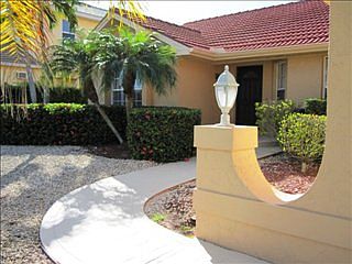 1st image of 110 Lamplighter Dr