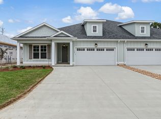 126 Green Turtle Ct, Kingsland, GA 31548