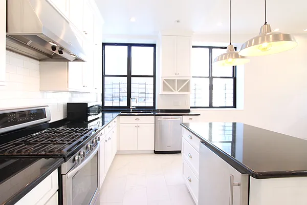 Rented by True Lofts New York LLC | media 26