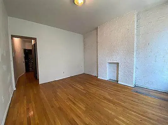 Rented by Best Apartments North Inc | media 25