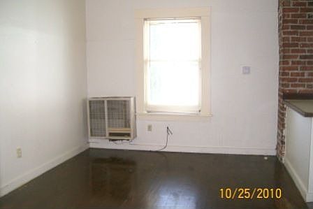 2nd image of 202 Carolina St