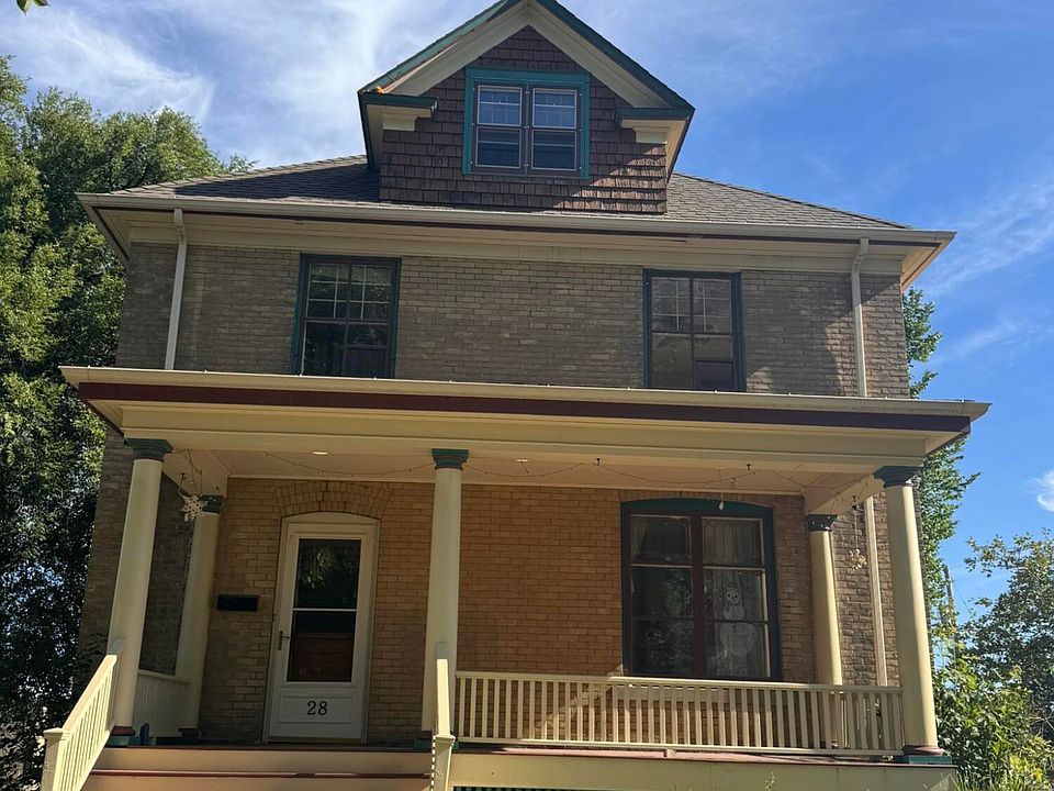 1st image of 28 Conklin Ave