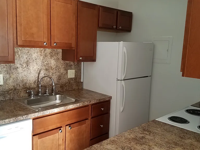 4215 Sussex Dr #6 — Photo 10