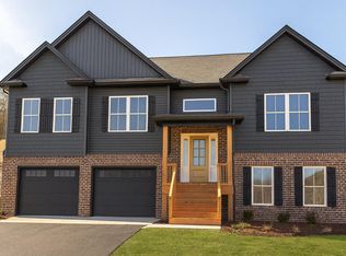 618 Cherry Marie Dr, Jonesborough, TN 37659