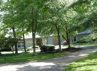 442 Bishopsbridge Dr, Cincinnati, OH 45255