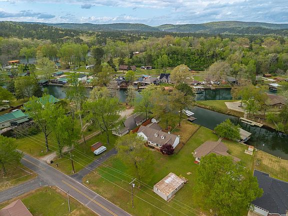 2nd image of 1492 Treasure Isle Rd