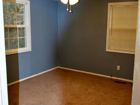 5th image of 2306 Wharton Ave