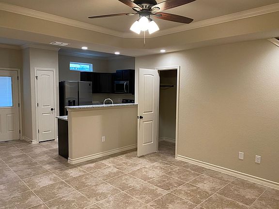 4th image of 6323 Luglio Ln #102