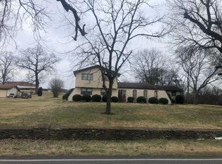 487 Walton Ferry Rd, Hendersonville, TN 37075