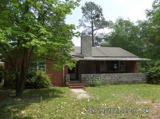 2804 Broad St, Camden, SC 29020