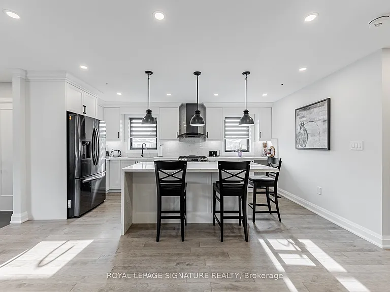 16 Boem Ave — Photo 13