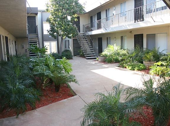 2nd image of 4503 Hamilton St Unit 3