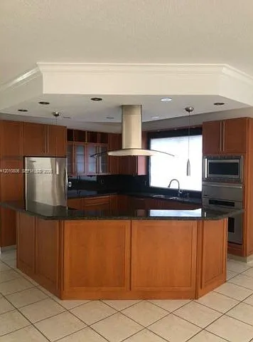 9910 SW 23rd St — Photo 15