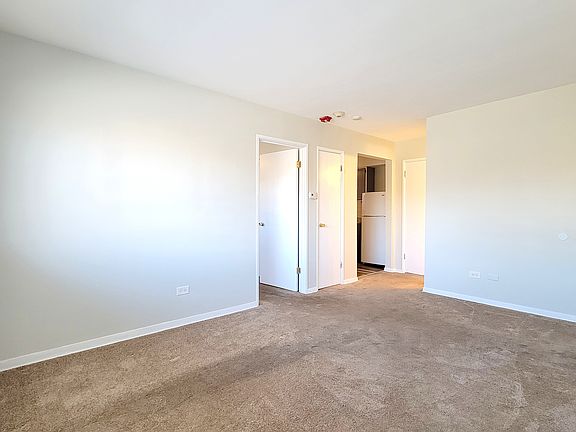 5th image of 9244 S Kedzie Ave APT 2A