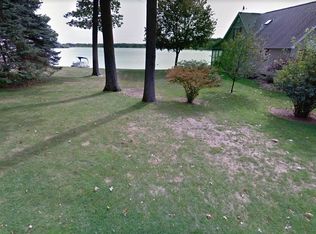 W Oak Dr, Delton, MI 49046