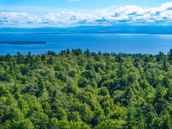 Highland Rd, Keeseville, NY 12944