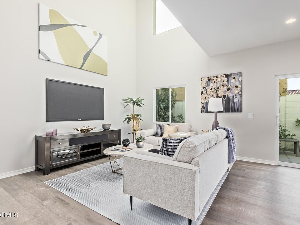 1st image of 2030 E MICHIGAN Avenue #1