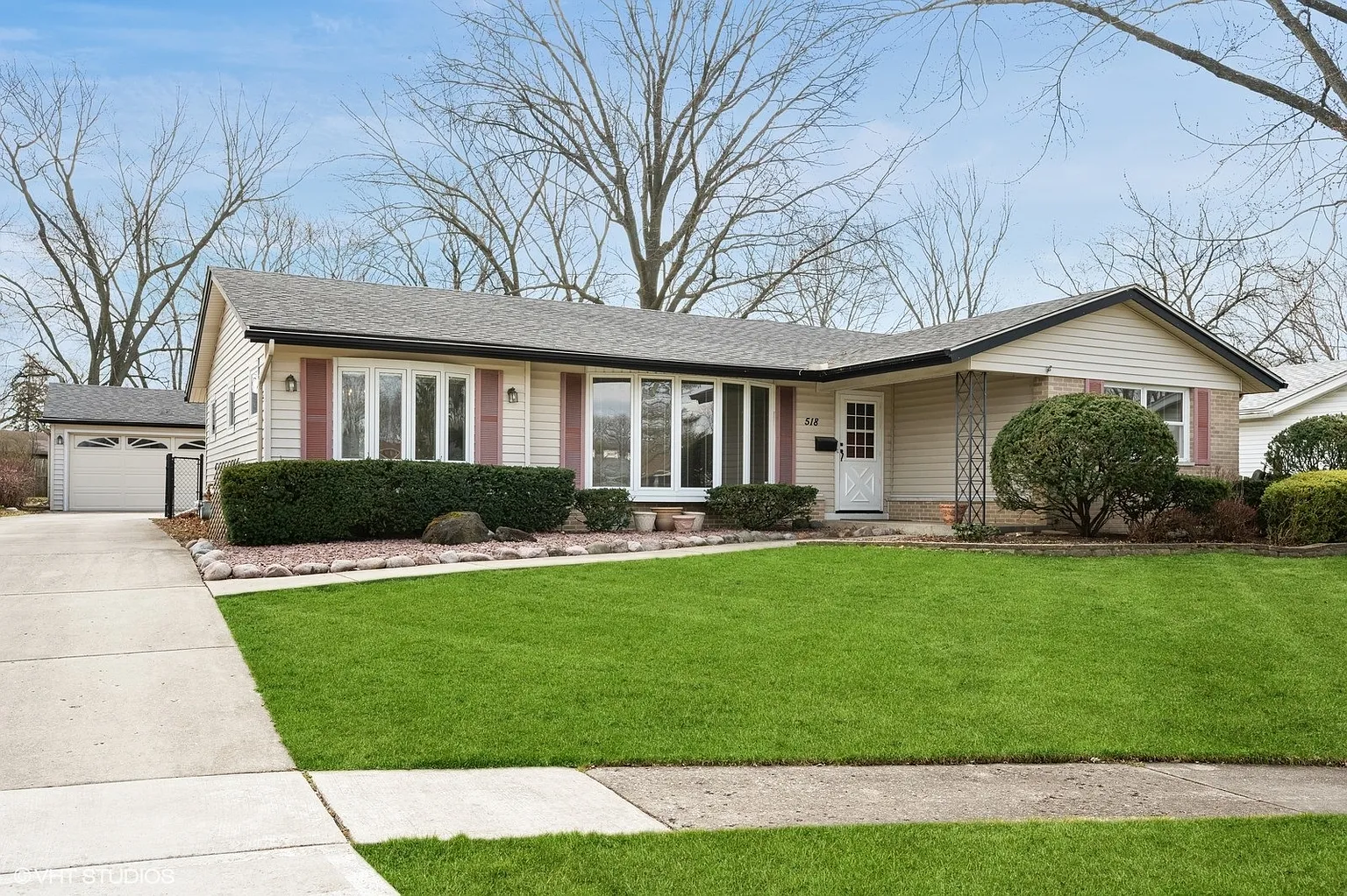 518 Corrinthia Ct photo 1