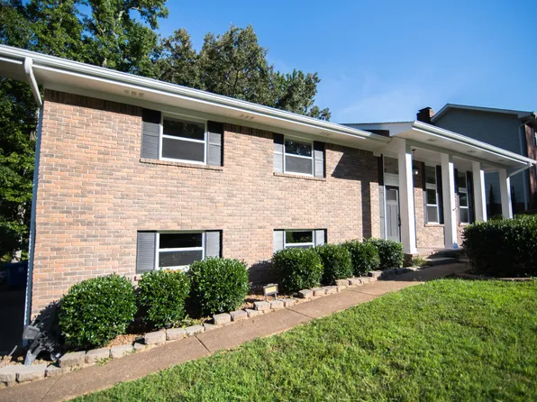 1634 Lakemont Dr, Hixson, TN 37343
