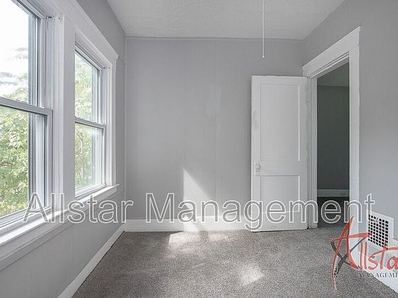 2nd image of 12322-12324 Fairport Ave Floor 2