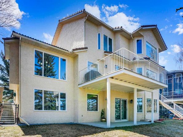 1360 S Shawnee Rd SW, Calgary, AB T2Y 2T1