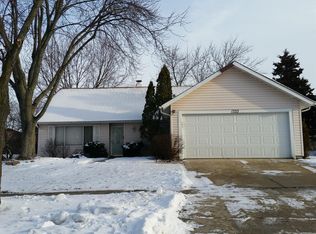 1333 Sea Biscuit Ln, Hanover Park, IL 60133