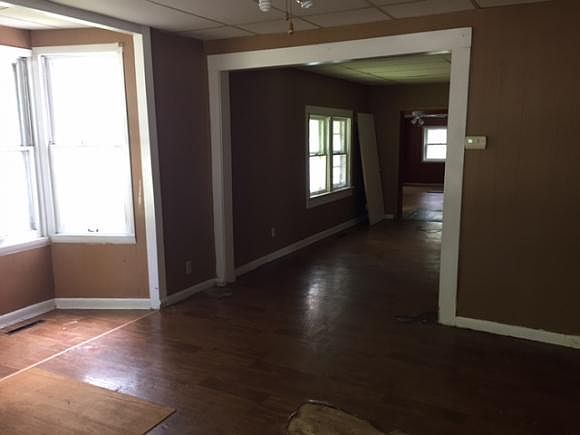 2nd image of 709 S 14th St
