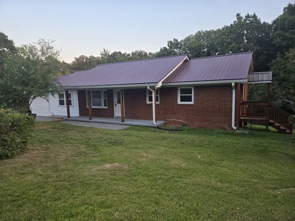 237 Brazzle Rd, Waverly, TN 37185
