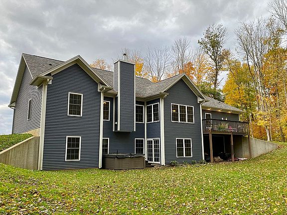 2nd image of 330 N County Road 550 W