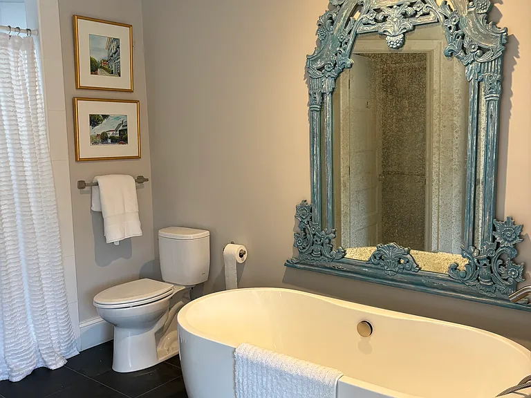 Upstairs master bath