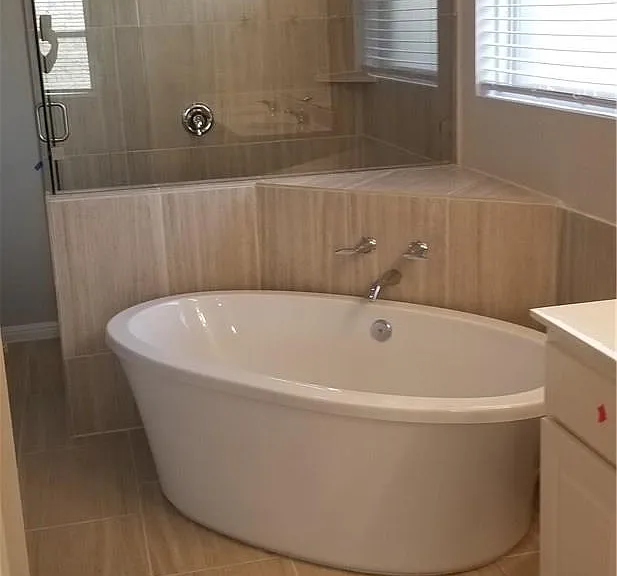 908 Kingston Pl — Photo 17
